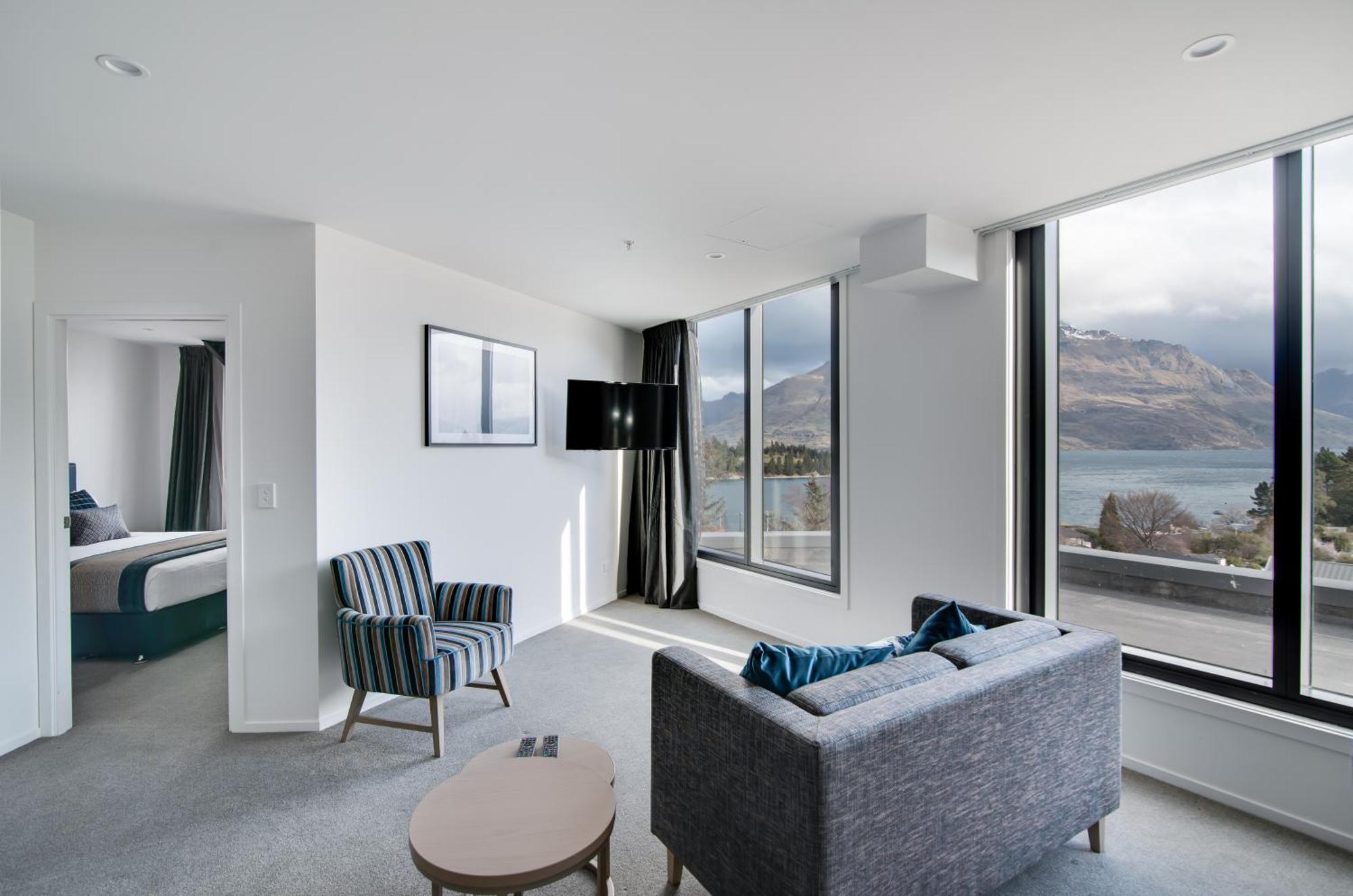 Ramada By Wyndham Queenstown Central Εξωτερικό φωτογραφία