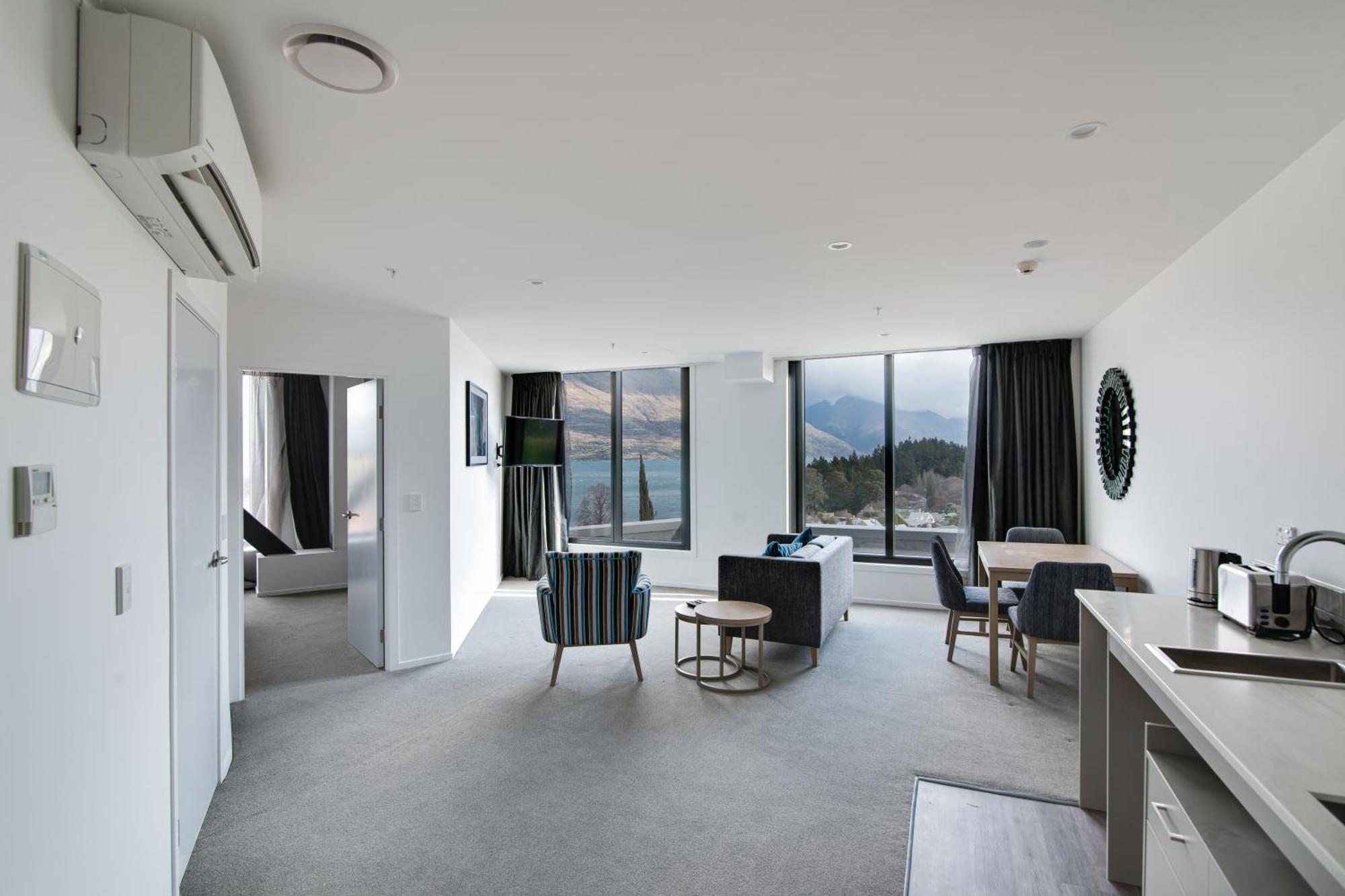 Ramada By Wyndham Queenstown Central Εξωτερικό φωτογραφία